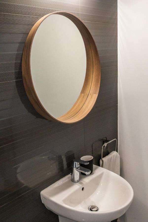Rooms - Unique Staying In Paphos Centre 외부 사진