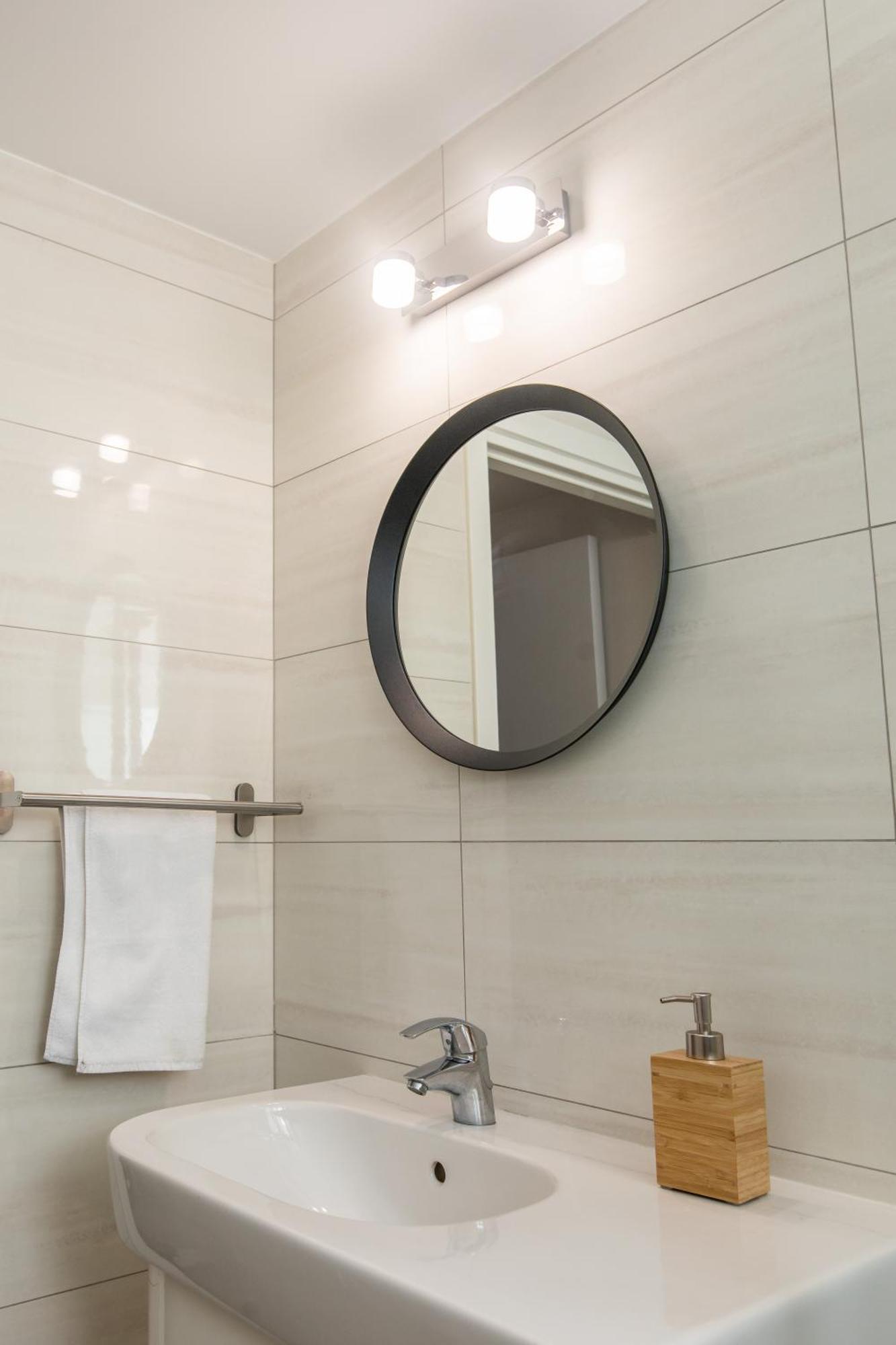 Rooms - Unique Staying In Paphos Centre 객실 사진