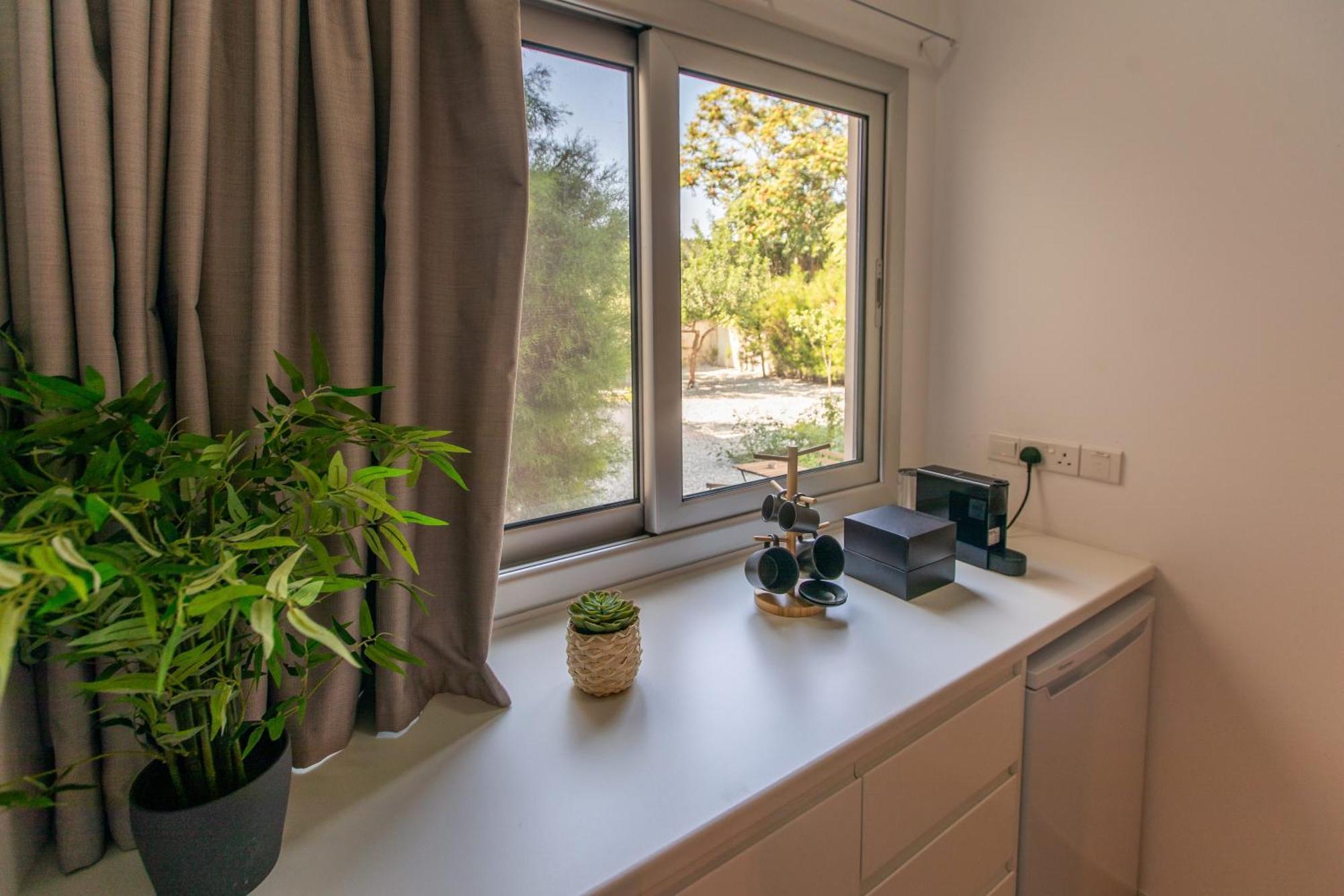 Rooms - Unique Staying In Paphos Centre 객실 사진